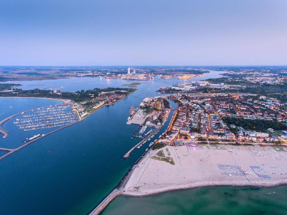 Apartament Residenz/Eric Rostock Zewnętrze zdjęcie