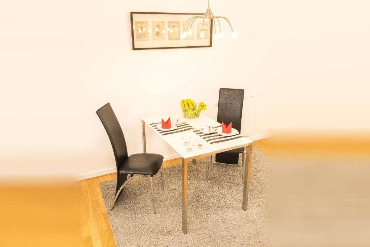 Apartament Residenz/Eric Rostock Zewnętrze zdjęcie